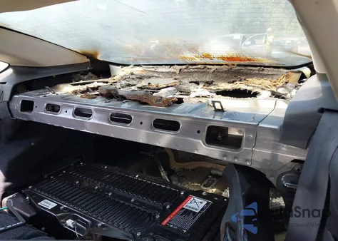 2014 Ford Fusion Hybrid Se из США, поврежденный, VIN 3FA6P0LU2ER153688